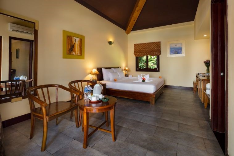 Phòng Bungalow Deluxe Hướng Vườn